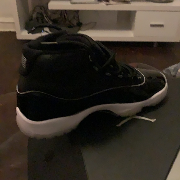 Jordan 11 jubilee size 10 - Picture 2 of 11
